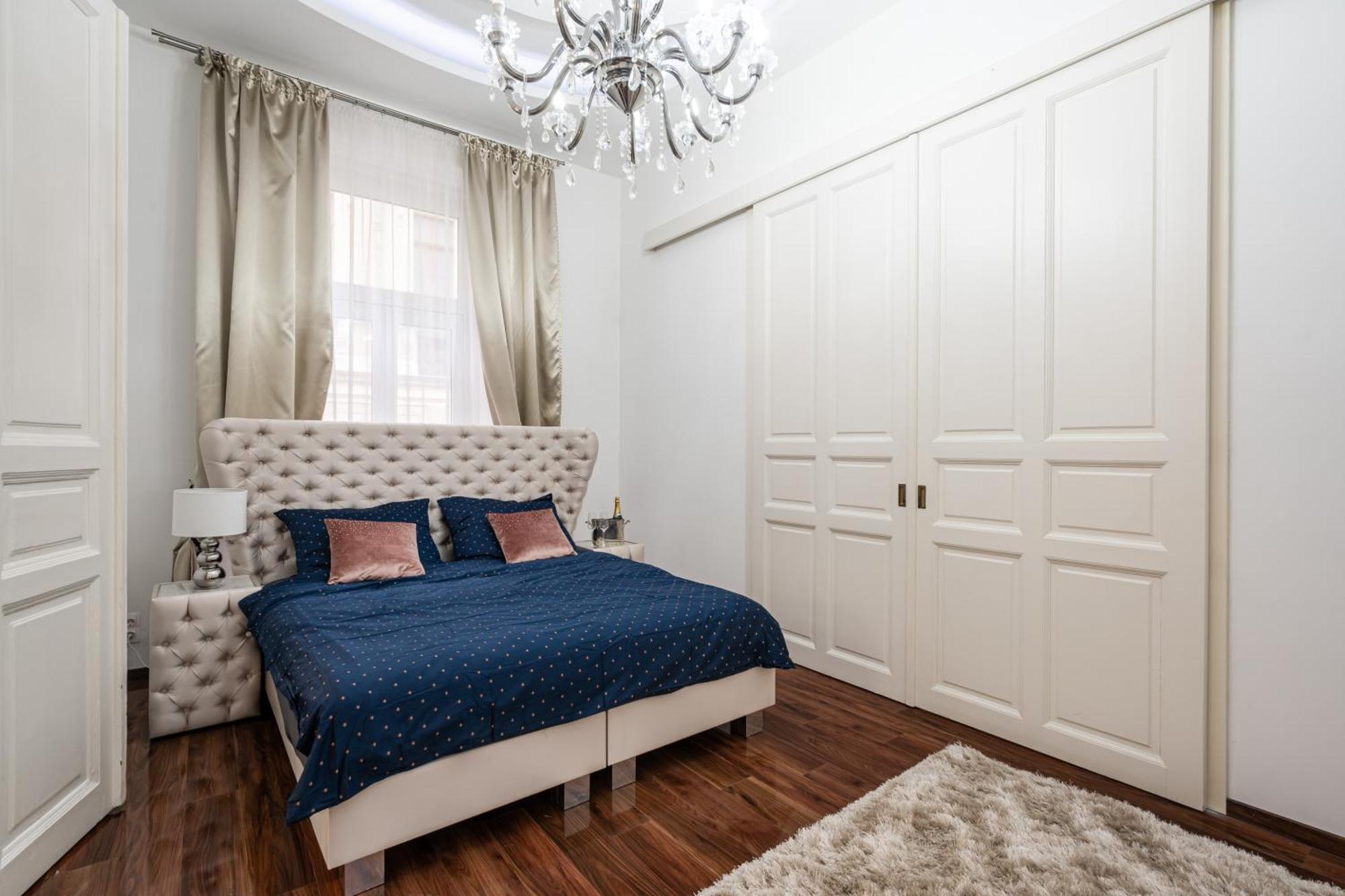 Opera Balkony Luxury Apartment Budapest Bagian luar foto