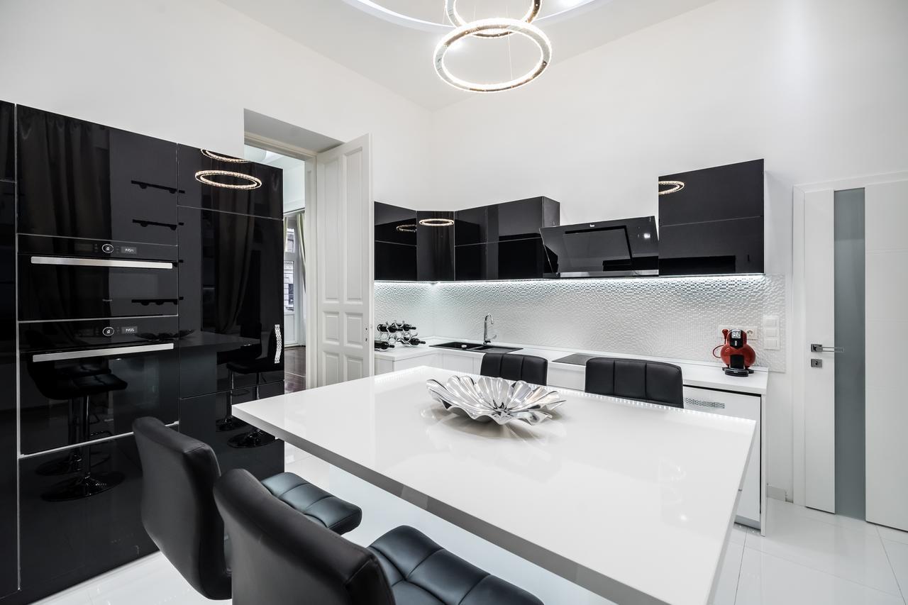 Opera Balkony Luxury Apartment Budapest Bagian luar foto